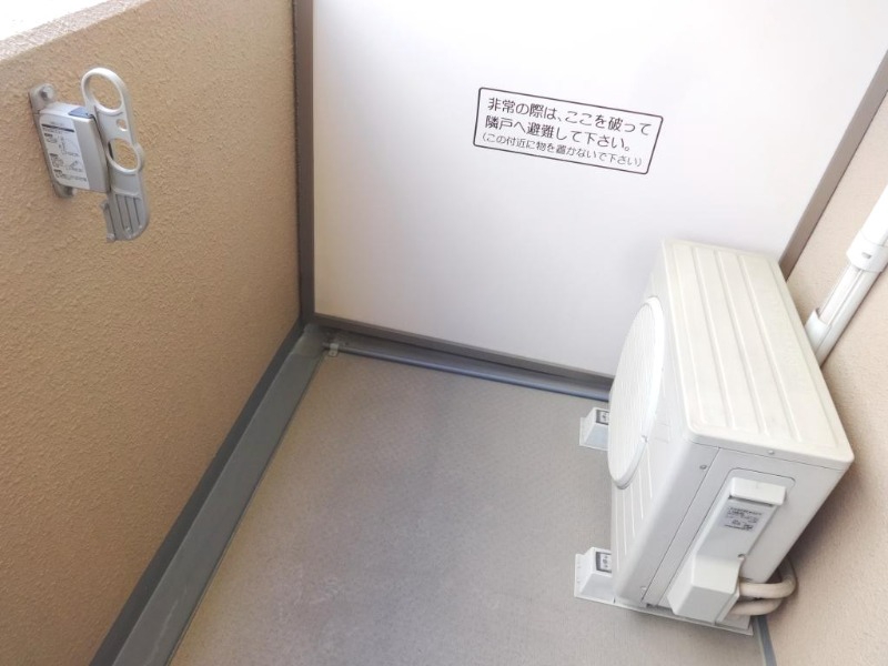 バルコニー　バルコニー完備です。