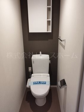 トイレ　※別号室参考写真