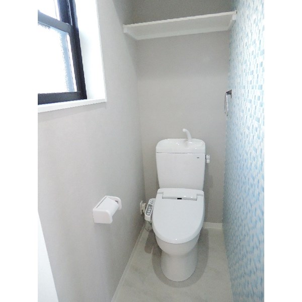 カーサイーストのトイレ写真