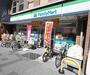 コンビニ　ファミリーマート 四条大宮東店（コンビニ）まで323m