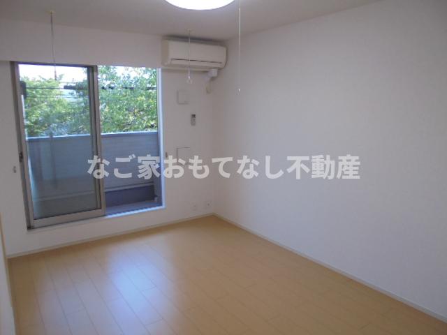 居室・リビング　同型タイプ