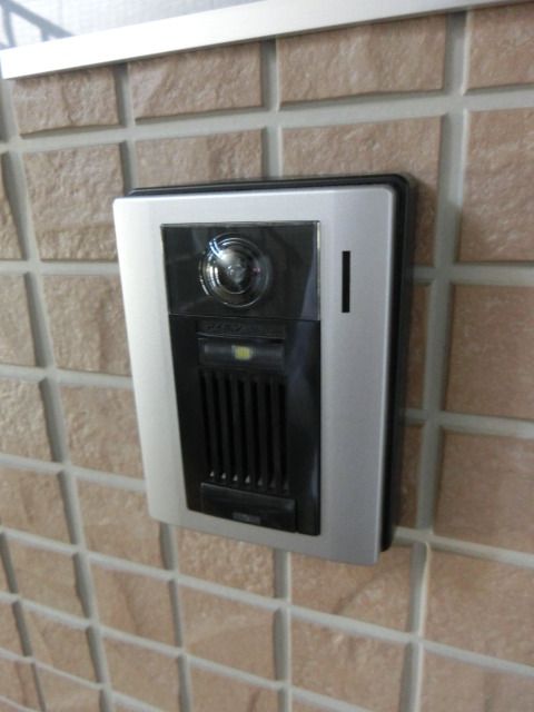 セキュリティ　防犯ＴＶモニター付きのドアホン。