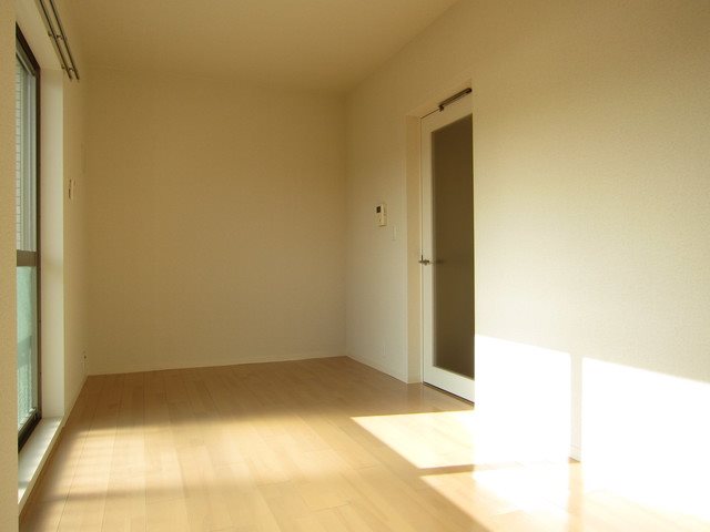 居室・リビング　別部屋