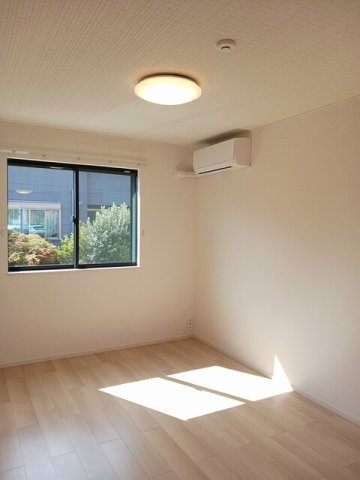 その他部屋・スペース　明るい色調の室内です