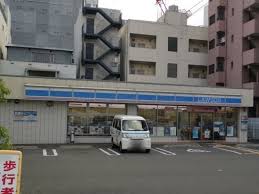 コンビニ　ローソン 桜川駅前店（コンビニ）まで272m