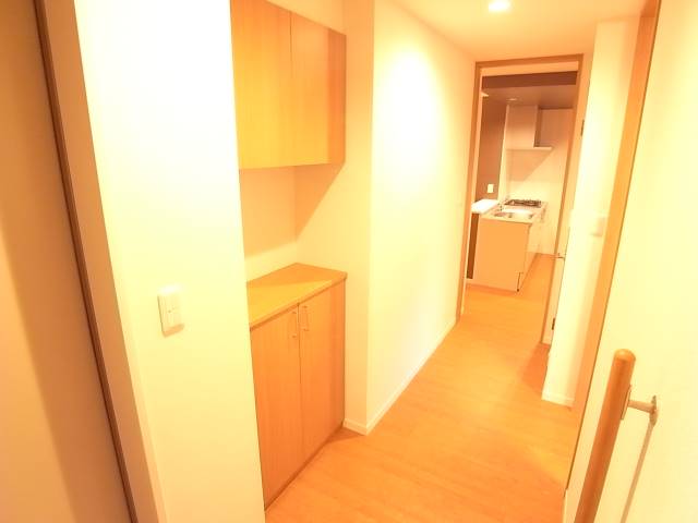 玄関　玄関収納もバッチリ。