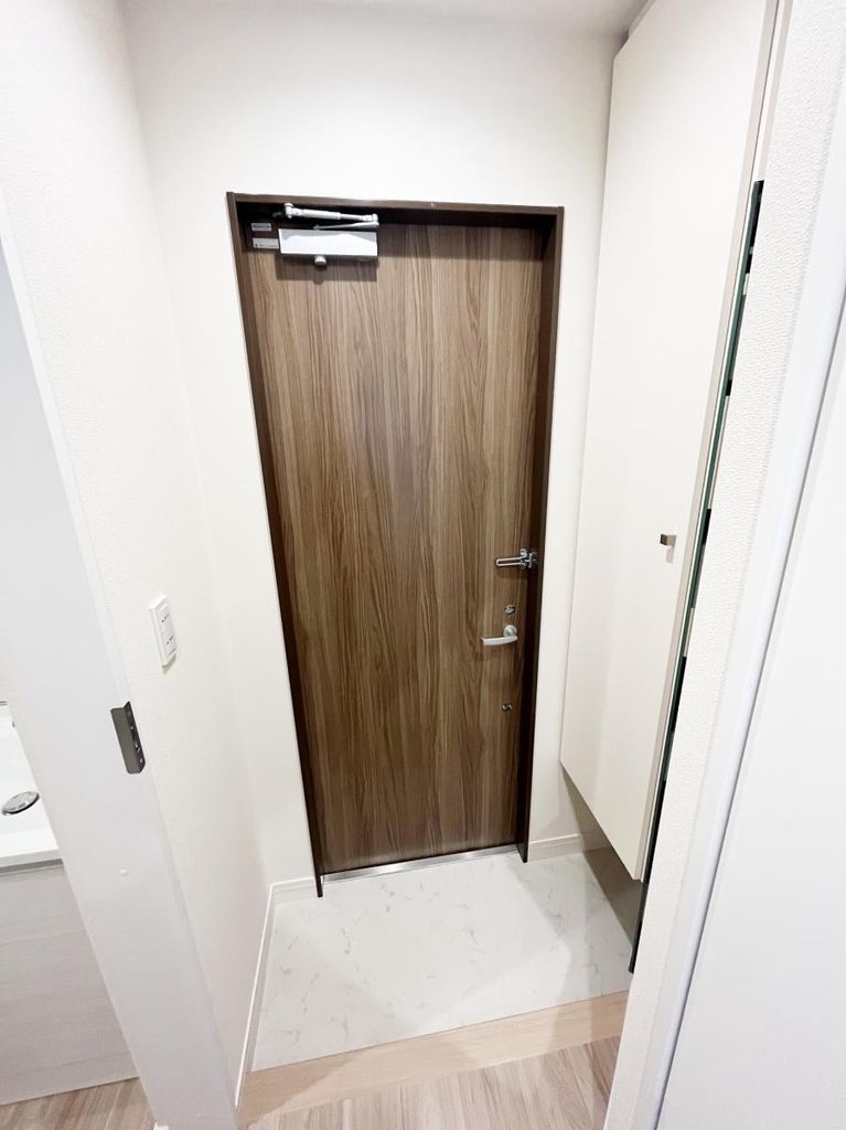 玄関　★★別部屋参考写真★★