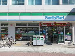 コンビニ　ファミリーマート阿倍野昭和町店（コンビニ）まで212m