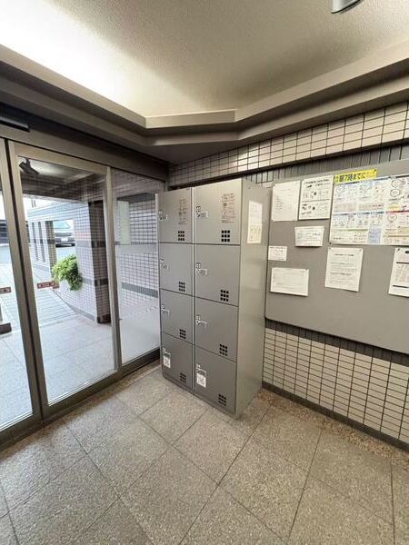 地下鉄名城線 上前津駅 徒歩4分 7階建 築46年の外観写真