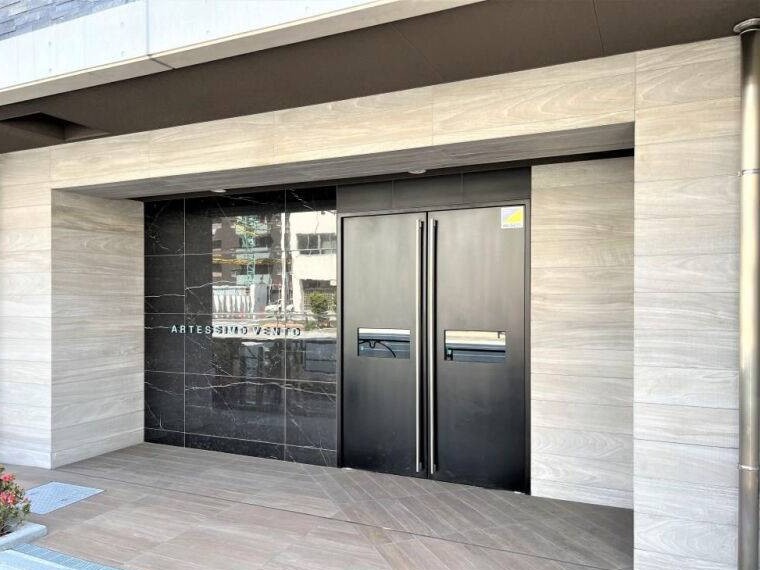 都営大江戸線 蔵前駅 徒歩5分 11階建 築7年の外観写真