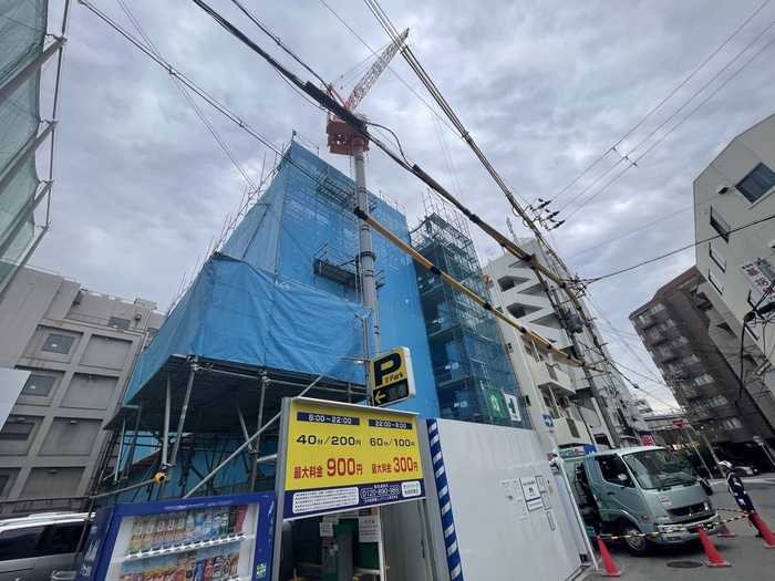 建物外観　建築中