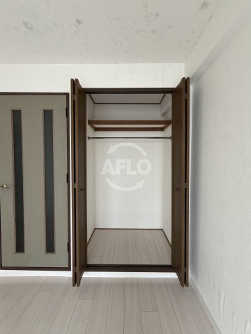 収納　アーバンコートHRT　クローゼット