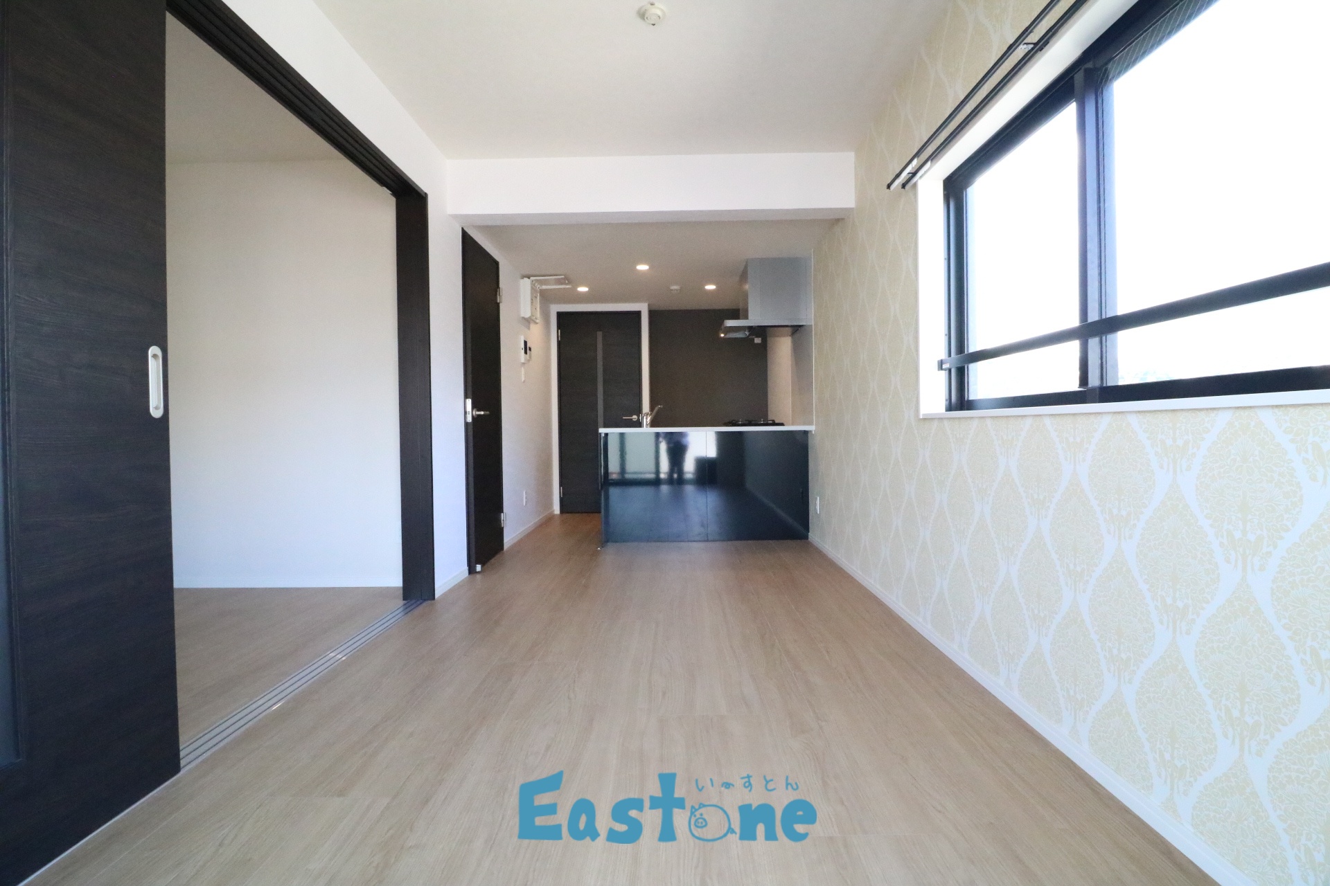 居室・リビング　2面採光の角部屋