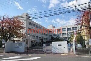 【高槻市宮田町のマンションの小学校】