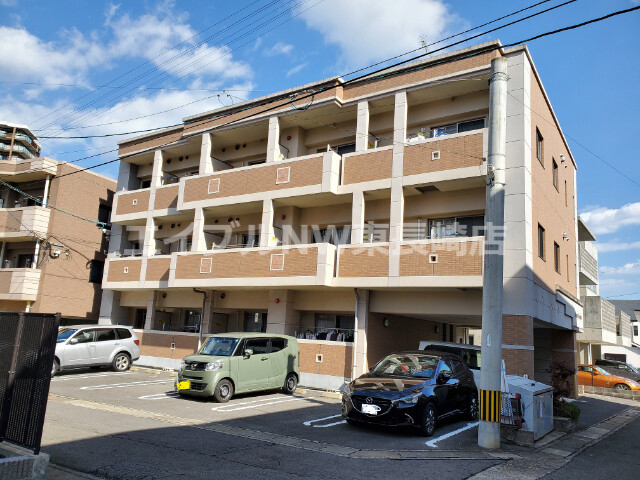 長崎市花園町のマンションの建物外観