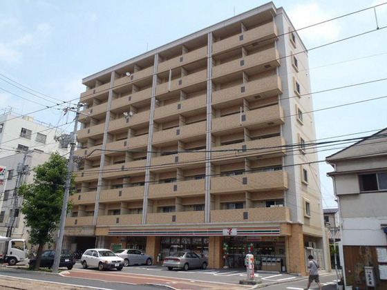 【広島市南区宇品神田のマンションの建物外観】