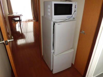 その他　冷蔵庫と電子レンジ。