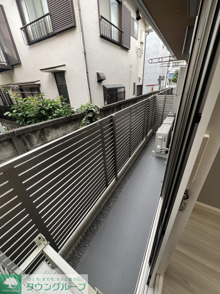 バルコニー　バルコニー