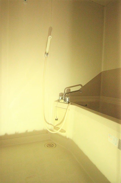 バス・シャワールーム　写真は別号室のものです。