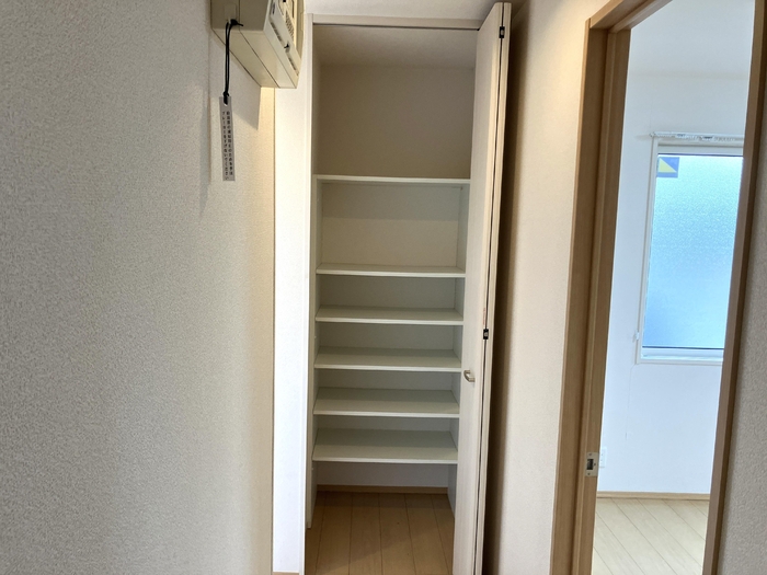 その他設備　廊下の収納