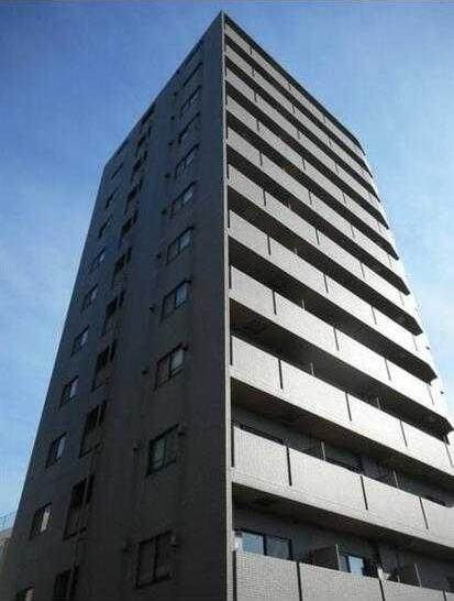 中野区中央のマンションの建物外観