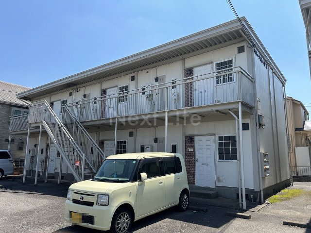 府中市紅葉丘のアパートの建物外観