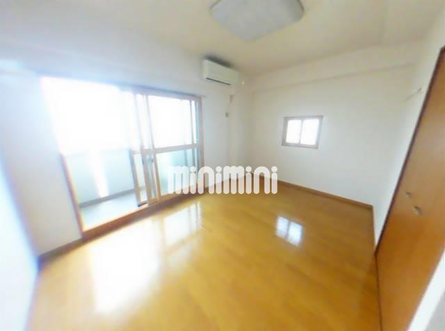 居室・リビング　正方形に近い間取り