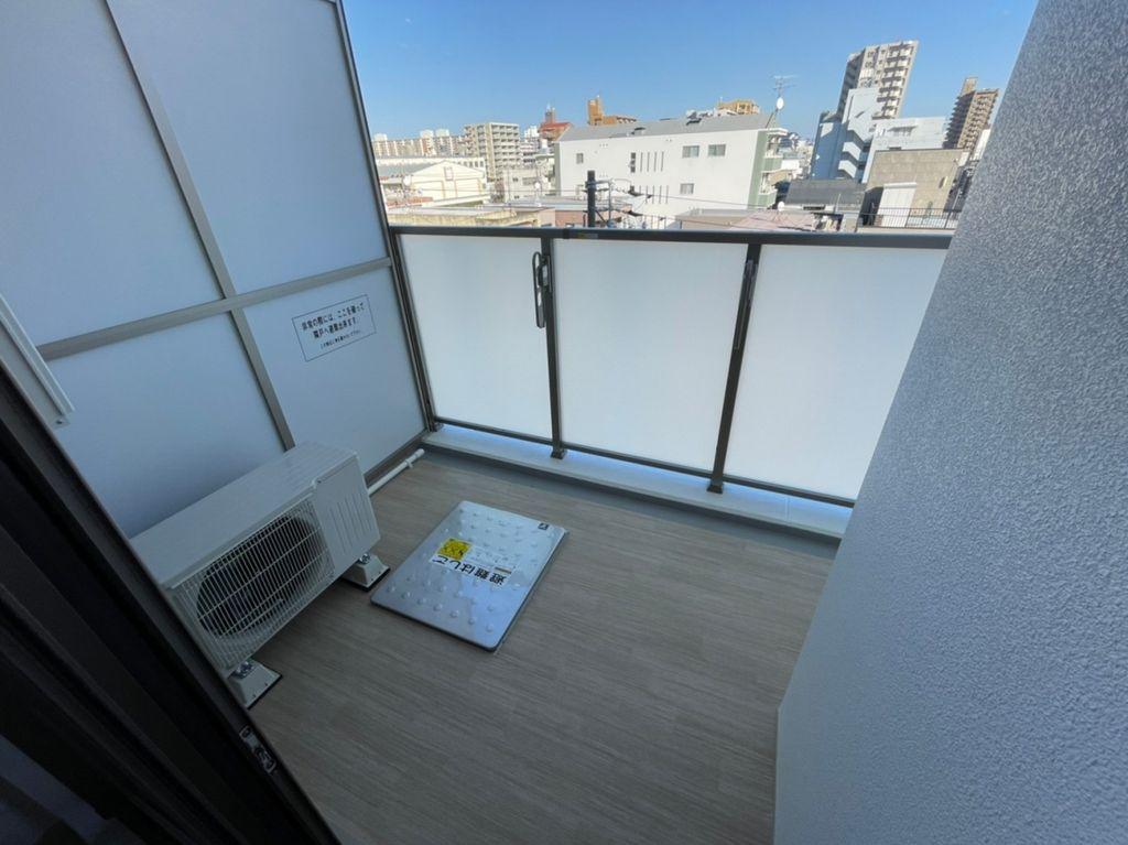 バルコニー　バルコニー