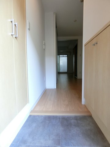 玄関　詳細は、RISUMO江坂本店→06-6155-7137まで♪