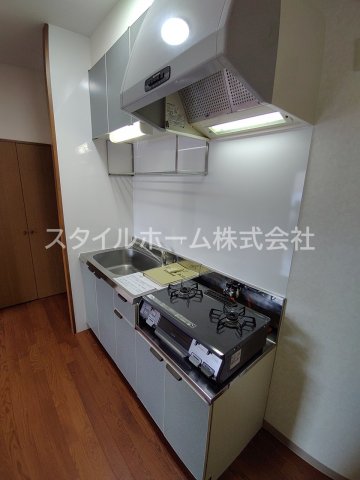 キッチン　別部屋写真です。