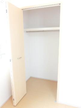 ヴィラ　収納　洋室ＣＬ（開）