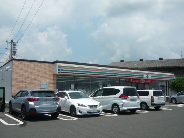 コンビニ　セブンイレブン鹿屋旭原町店（コンビニ）まで900m