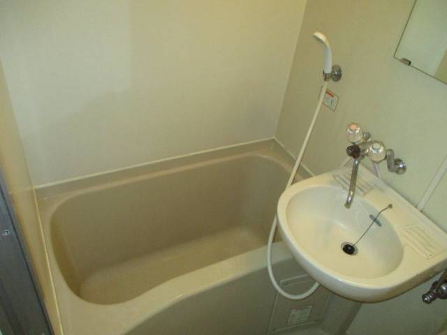 バス・シャワールーム　浴室