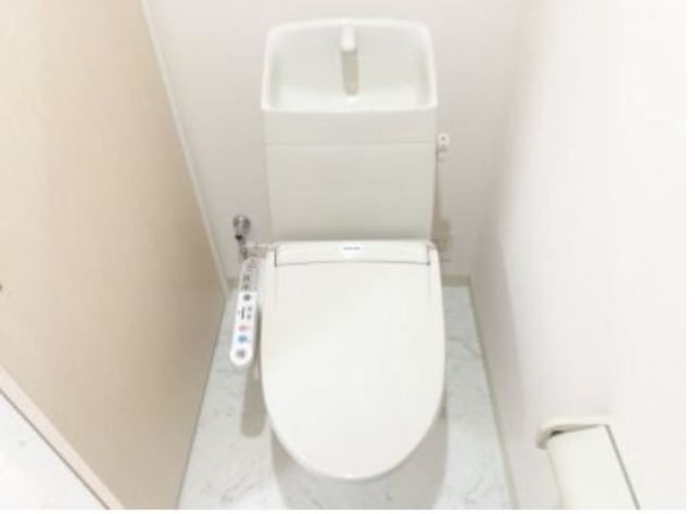 トイレ　☆温水洗浄便座☆