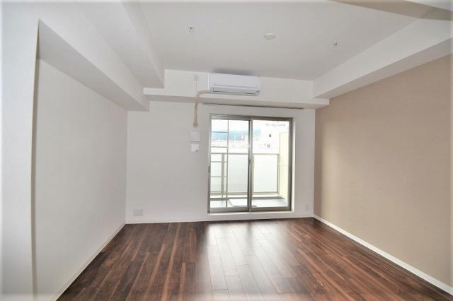 居室・リビング　写真は同マンションの別のお部屋のものです