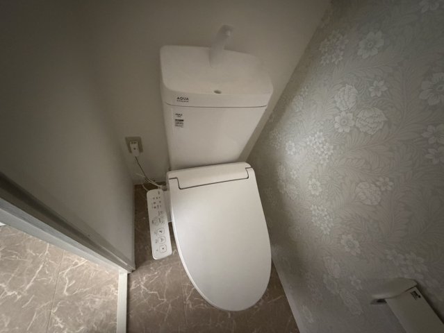 トイレ　コンパクトで使いやすいトイレです