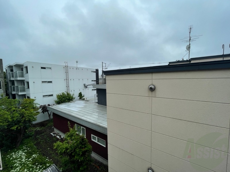 眺望　街中ですので建物はありますが風通しバッチリですよ！