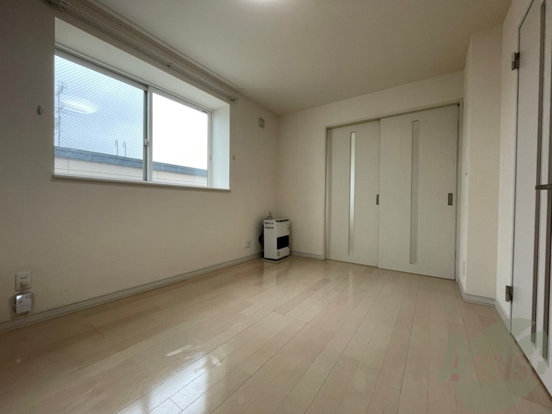 居室・リビング　広くてキレイなお部屋が広がっていて、充実した生活が送れそう。