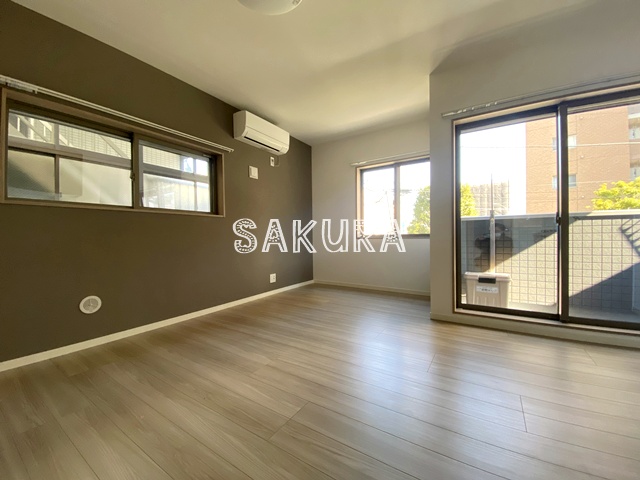 居室・リビング　使いやすい形の為、レイアウトを楽しめます♪