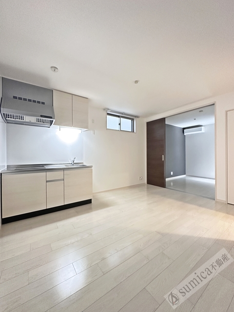 居室・リビング　ネットは無料で利用可能です♪♪