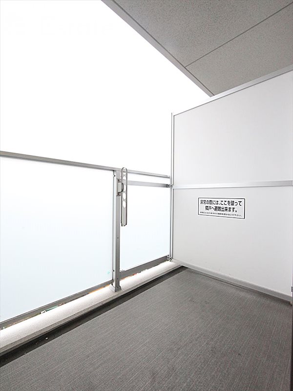 バルコニー　バルコニー