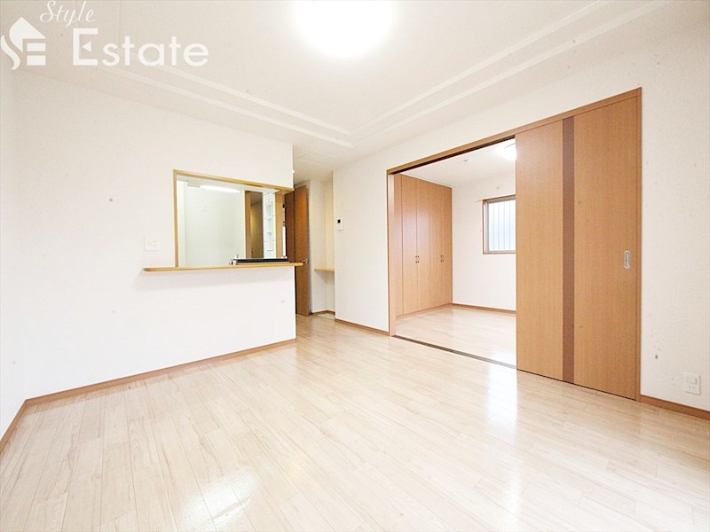 居室・リビング　内装