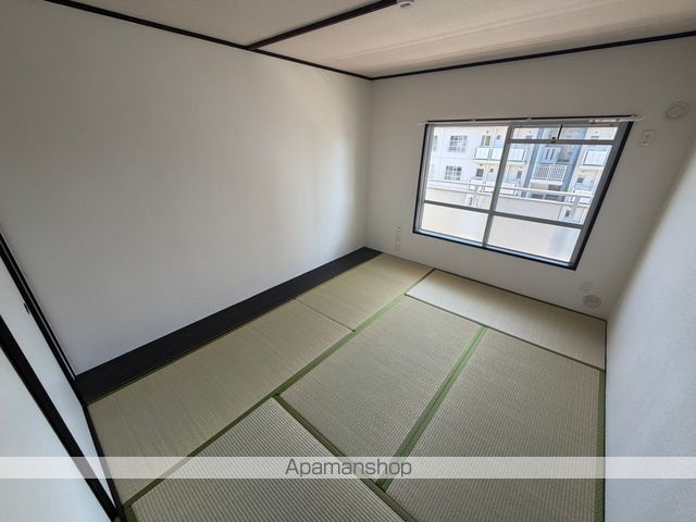 K’sB KAIROEN B棟の居間写真