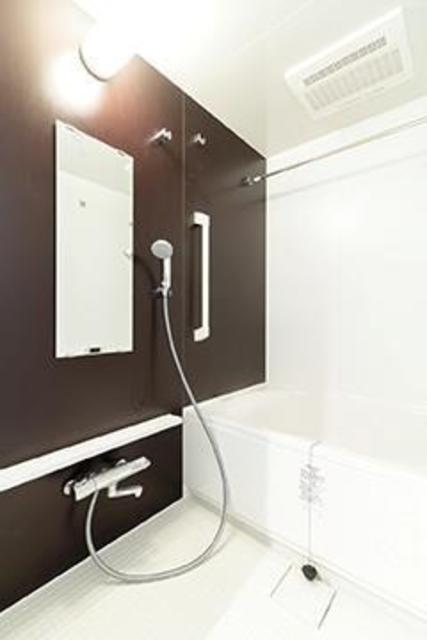 バス・シャワールーム　※写真は同タイプ住戸です。