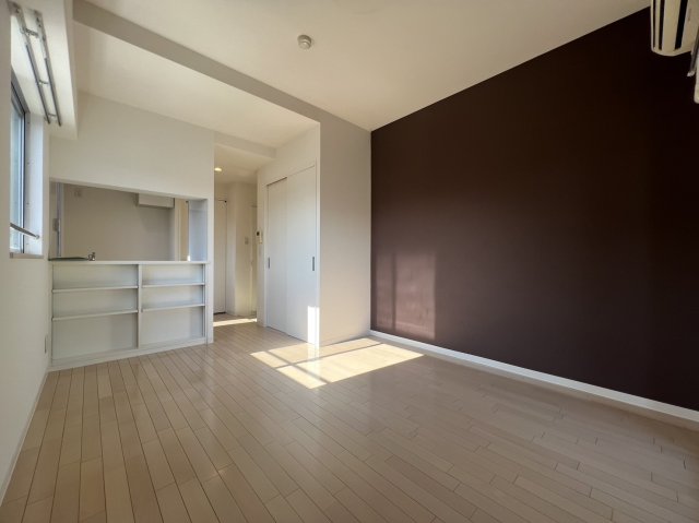 居室・リビング　※別部屋写真