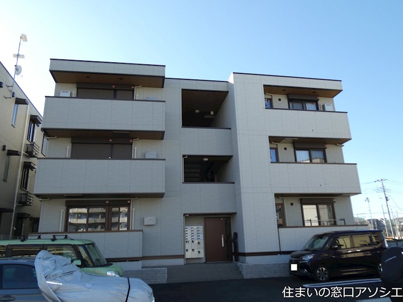 建物外観　カーサ アルマのご紹介は住まいの窓口アソシエにお任せ下さい。