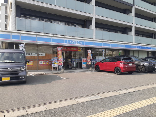 コンビニ　ローソン 福岡原六丁目店（コンビニ）まで595m
