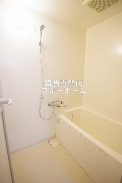 バス・シャワールーム　きれいなバスルーム！