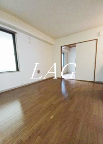 居室・リビング　洋室のお部屋です。