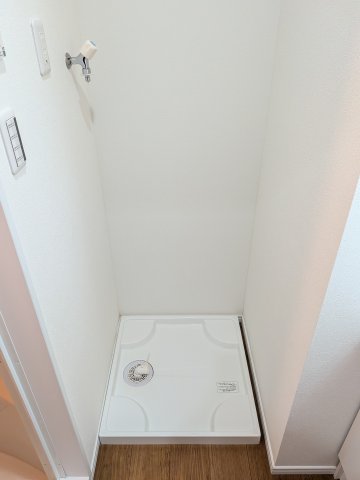 その他　室内洗濯機置場です